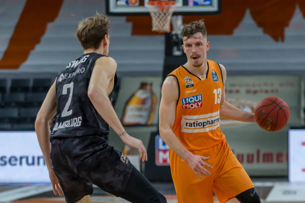 出闪耀的职 出闪耀的职