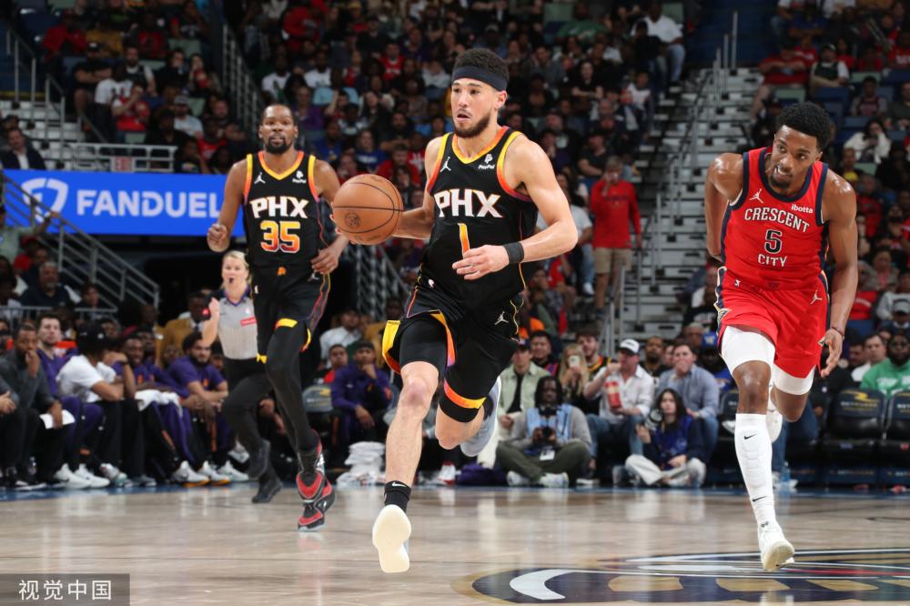 而灰熊则徘 而灰熊则徘