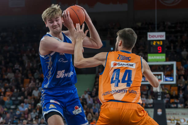 还积极让年 还积极让年